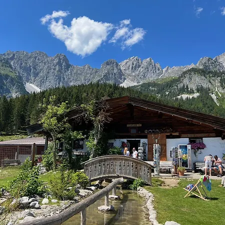 Belle Kaiser By Belle * Going am Wilden Kaiser