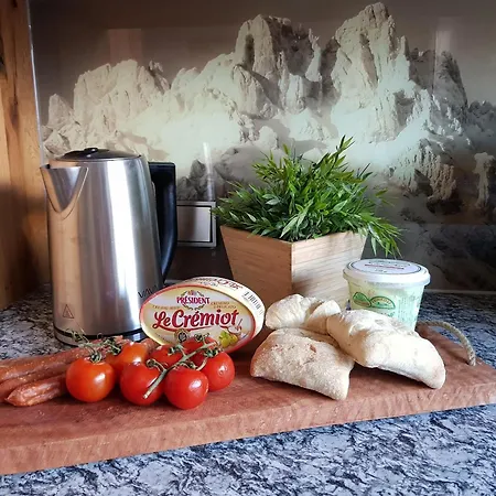 Belle Kaiser By Belle Horská chata