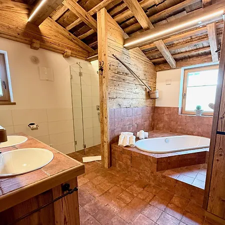 Belle Kaiser By Belle Going am Wilden Kaiser