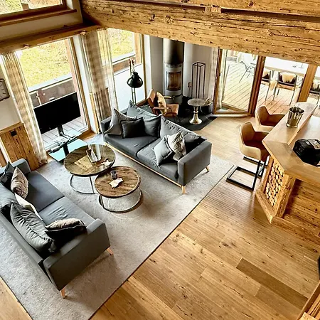 Belle Kaiser By Belle