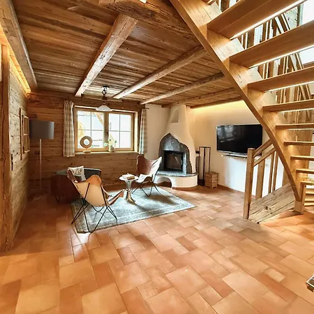 Belle Kaiser By Belle *