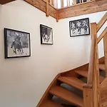 Belle Kaiser By Belle Chalet